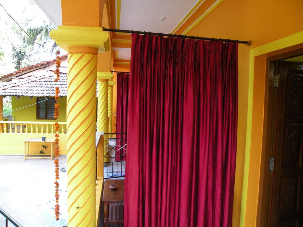 Sai Guru Guest House Anjuna Bilik gambar